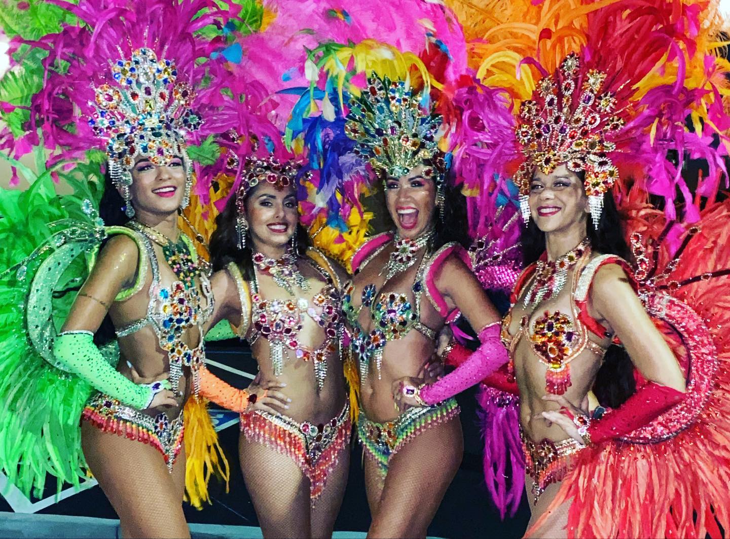 samba dancers 2